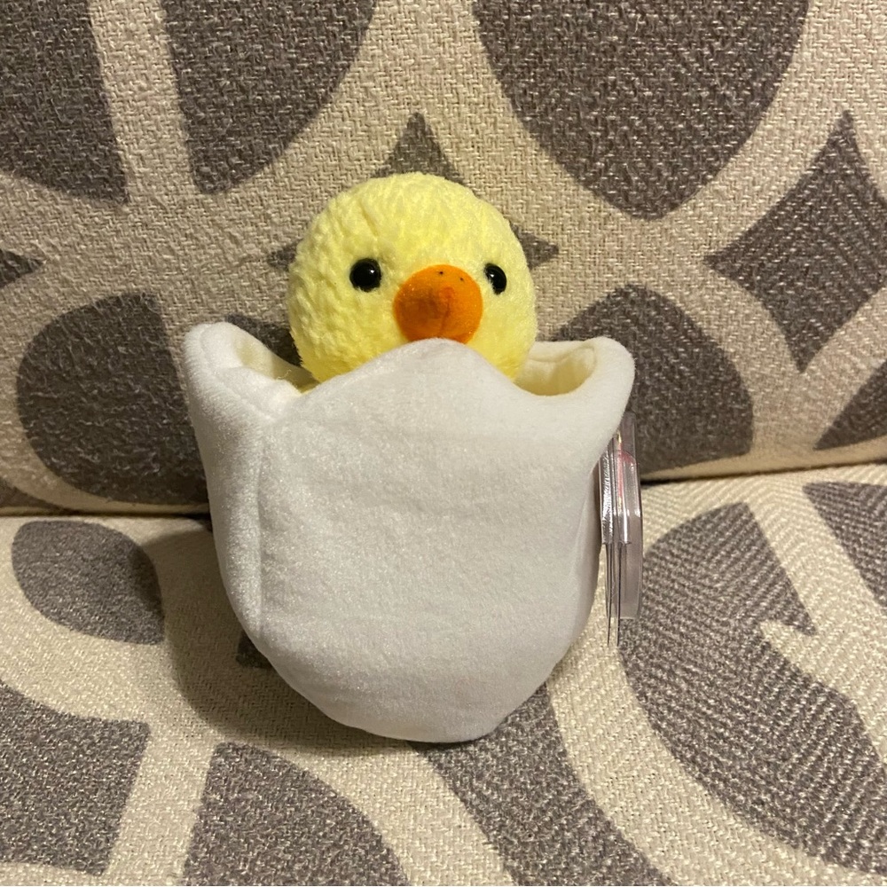 Ty Beanie Baby Eggbert
the Baby Chick Plush Stuffed Animal
